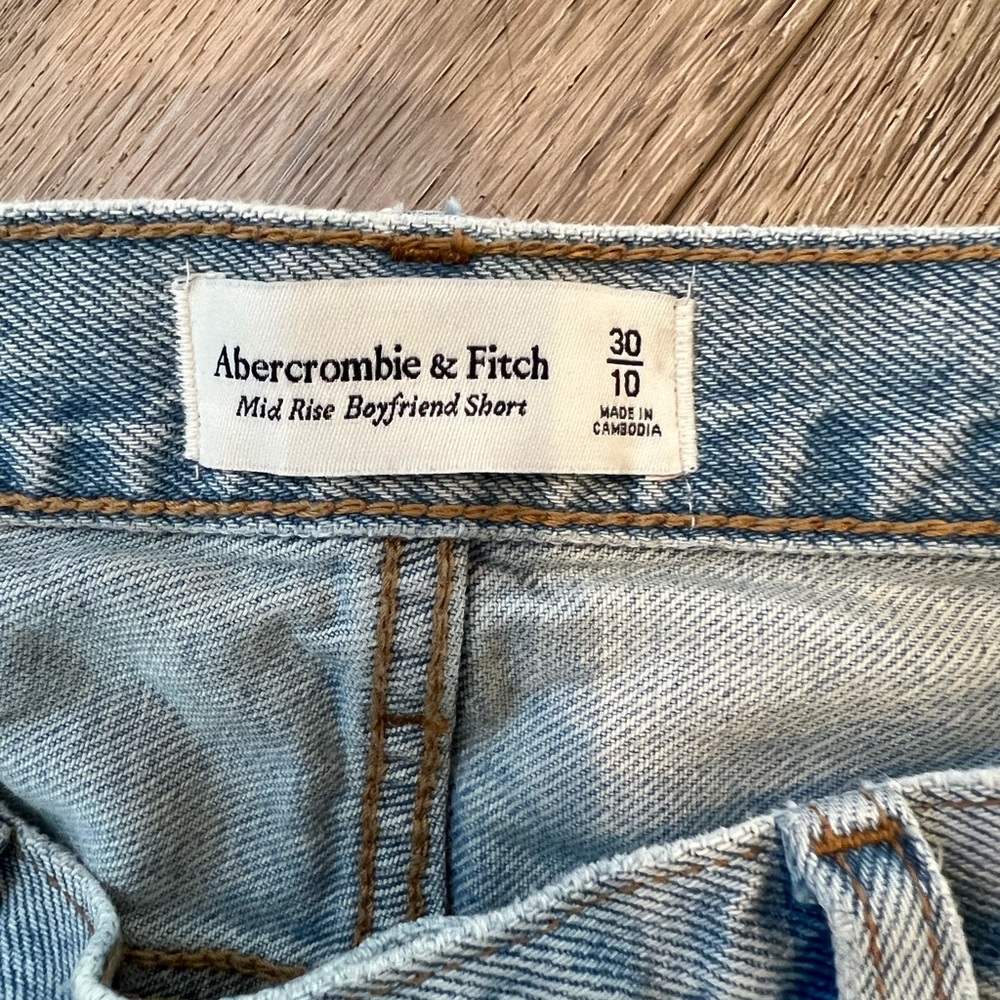 Abercrombie boyfriend shorts